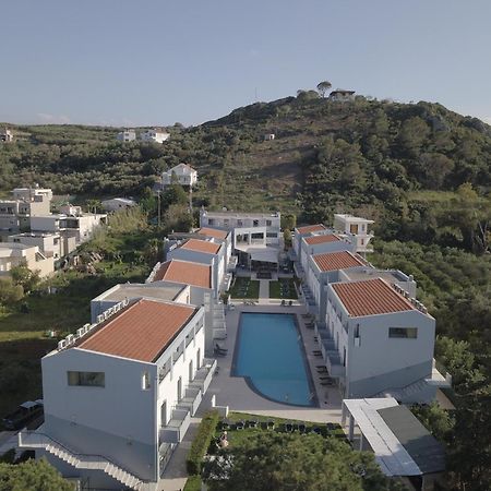Sunrise Village Hotel Platanés Exterior photo