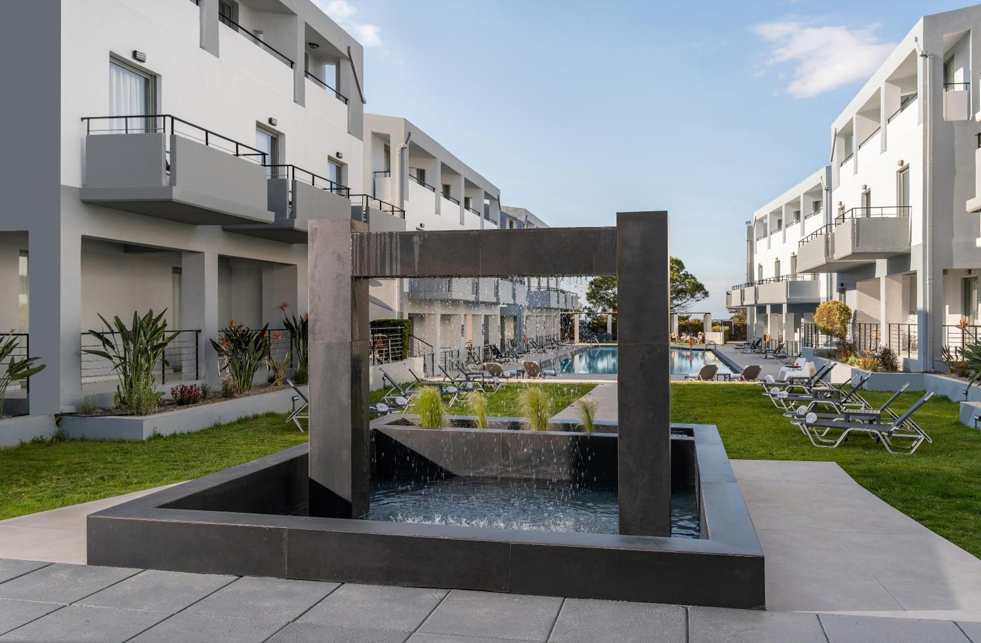 Sunrise Village Hotel Platanés Exterior photo