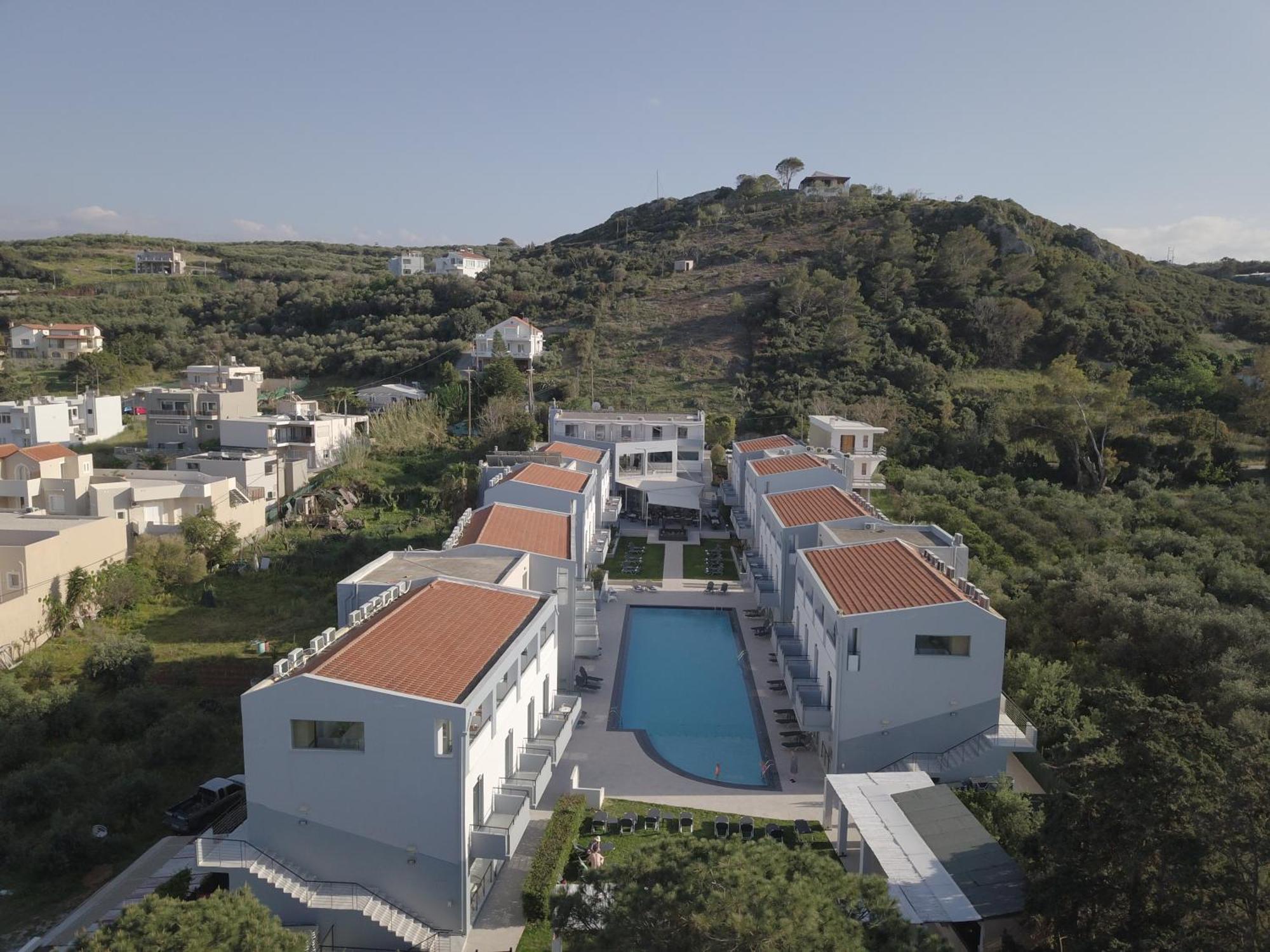 Sunrise Village Hotel Platanés Exterior photo
