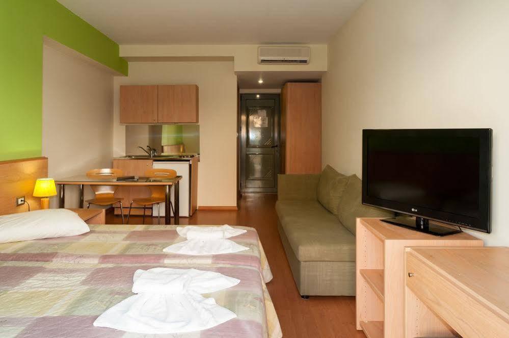 Sunrise Village Hotel Platanés Exterior photo